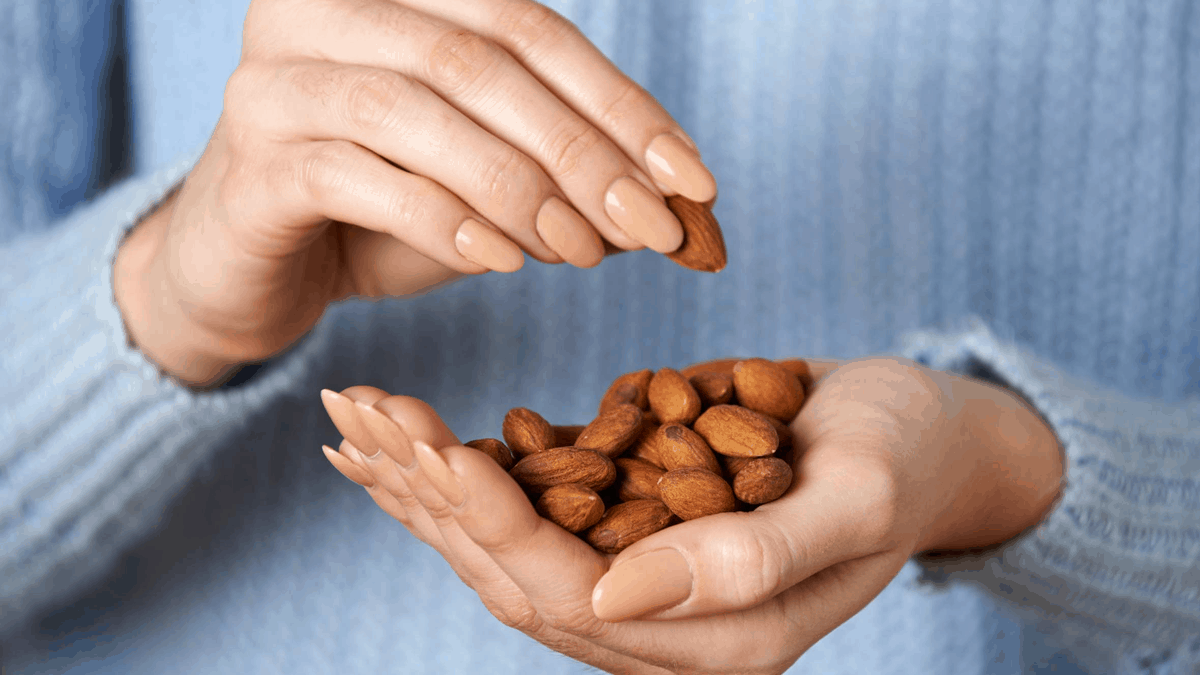 Eating Almonds For Weight Loss